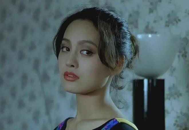 越长越凶,孙俪眼凸发腮,古天乐神似三星堆,都是一张不好惹的脸_宁静