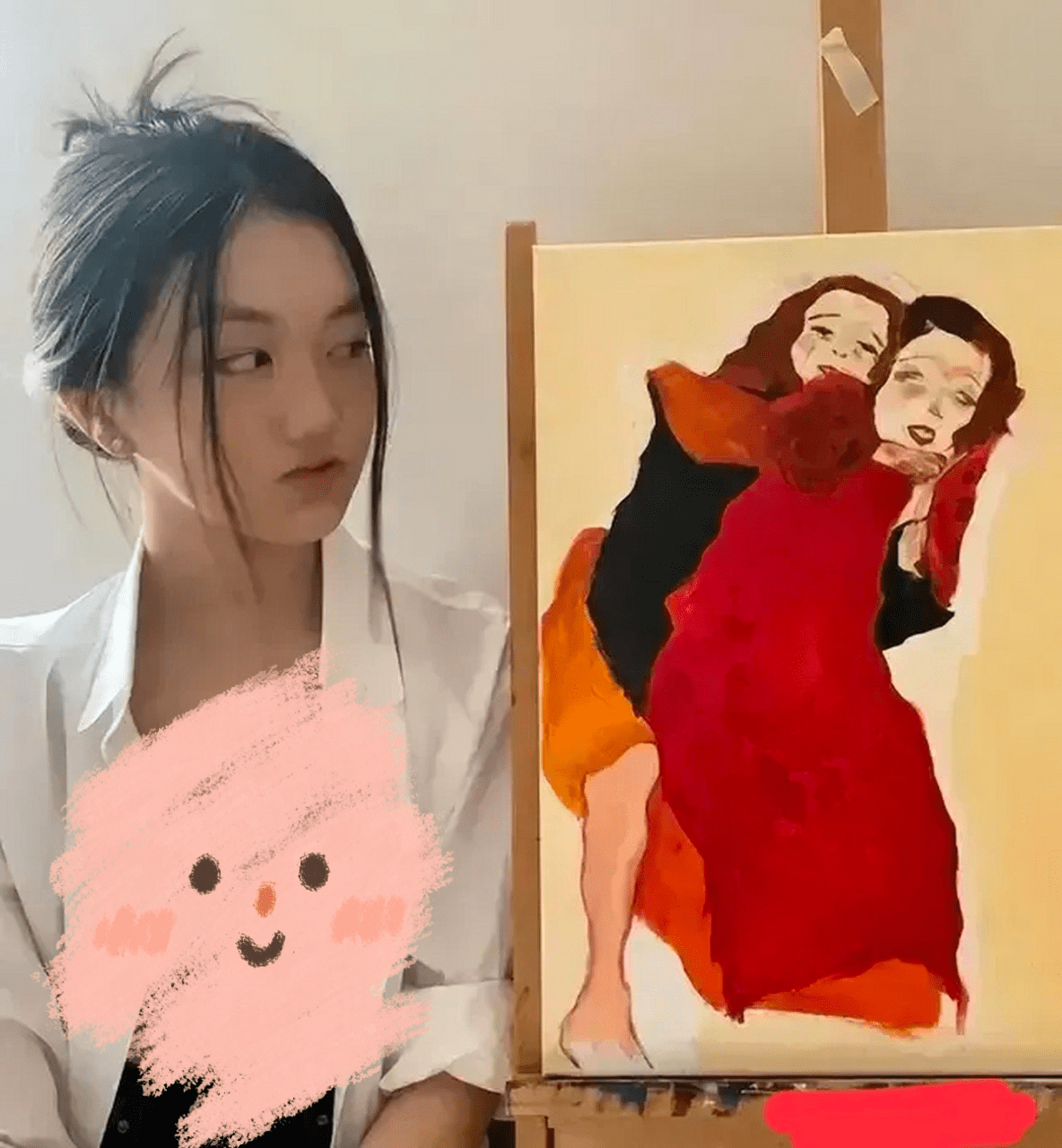 李亚鹏妻子晒母女同框,与李嫣画作合影,喊继女"嫣儿"有亲和力_哈金