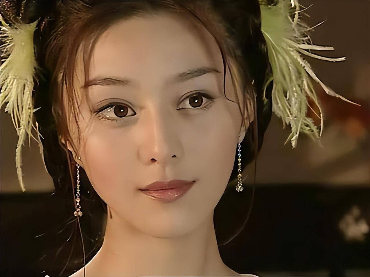 女明星年轻时有多美?来看看她们年轻时候的颜值巅峰_袁泉_电影_章子怡