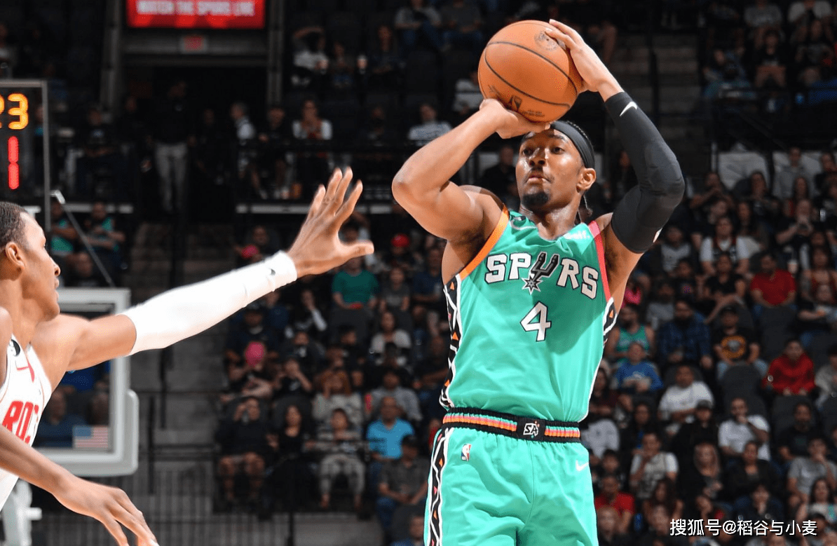 但是马刺的先发后场球员德文特-格雷厄姆(devonte graham)的表现算得