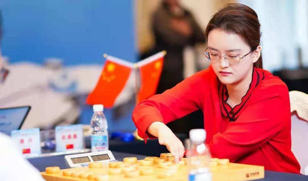 唐丹与王琳娜的象棋第一人之争,既有明争与暗斗,也有尊重与温情_等级
