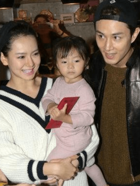 赵丽颖儿子大名,戚薇女儿大名,看到唐艺昕:酸成柠檬精了_名字_孩子