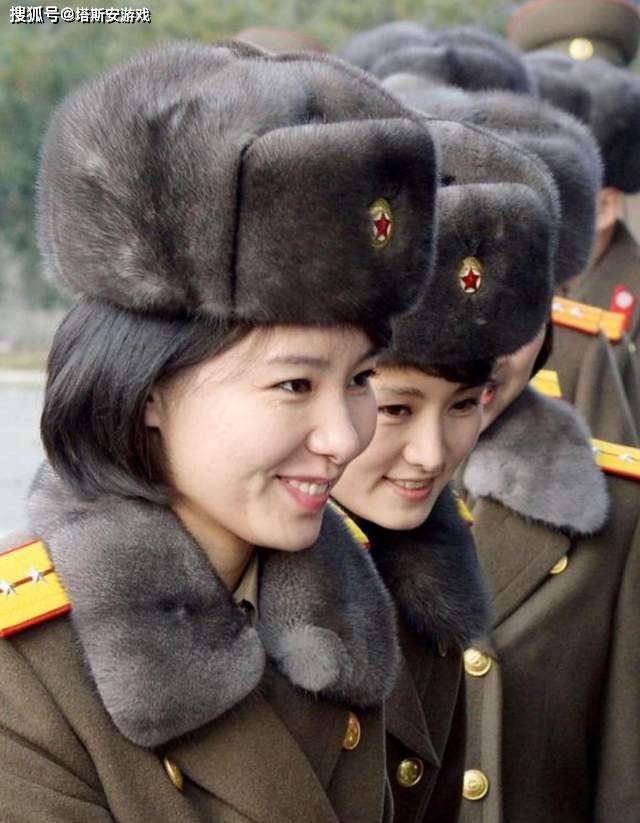 十個國家穿常服最美的女軍人_女兵_氣質_女性