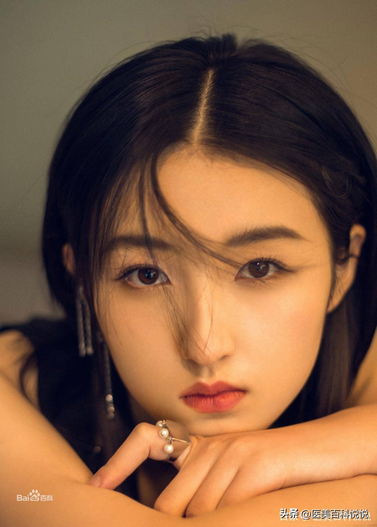 苏王颜值分析:少年感气质脸 国民妹妹张子枫_面部轮廓_眼睛_线条