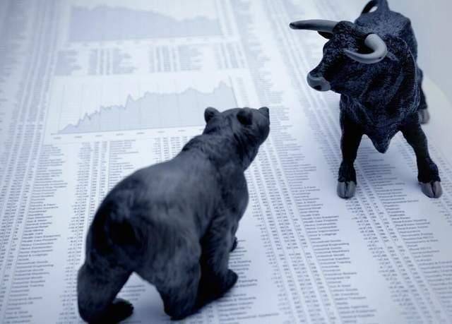 养老股票,能长期穿越牛熊的股票,不要计较他短期的涨跌,长期持有就能