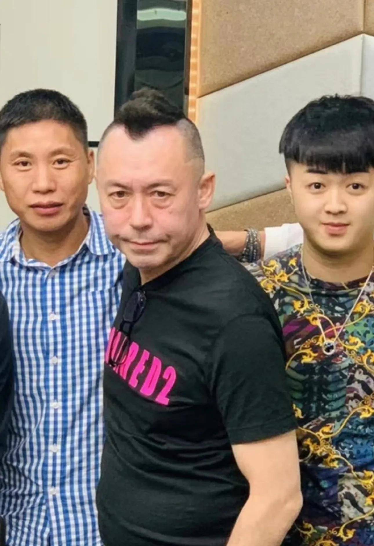 雷宇扬老婆抖音曝光独幢别墅,向胞弟表示"冇姐夫"网友猜离婚_马荔亦