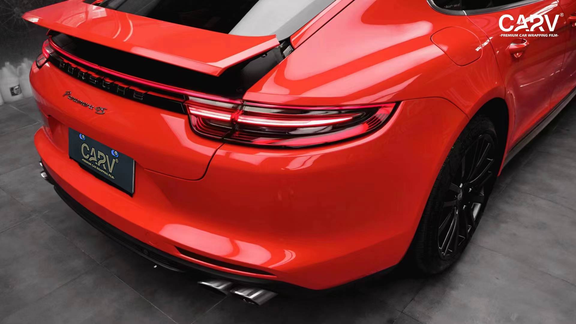 保时捷帕拉梅拉卡孚改色膜白金法拉利红,点燃生活激情_搜狐汽车_搜狐