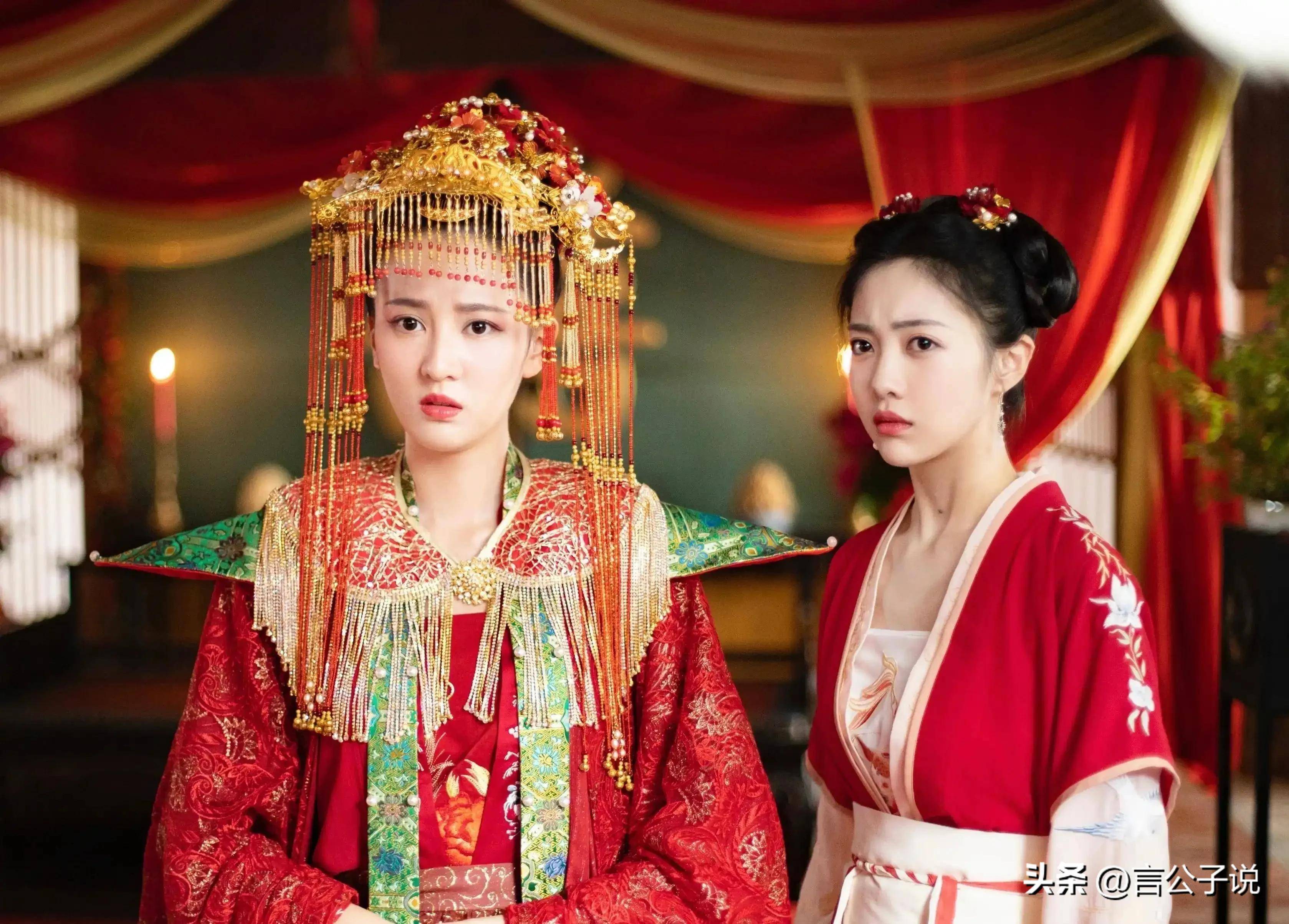 配艳压不算啥,个个女配都吊打才尴尬,这5位女星太难了_观众_徐璐_对比