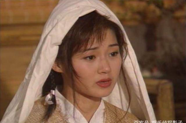 不打僵尸的万绮雯,在这部古装剧里扮相又甜又清纯,你最喜欢哪个_造型