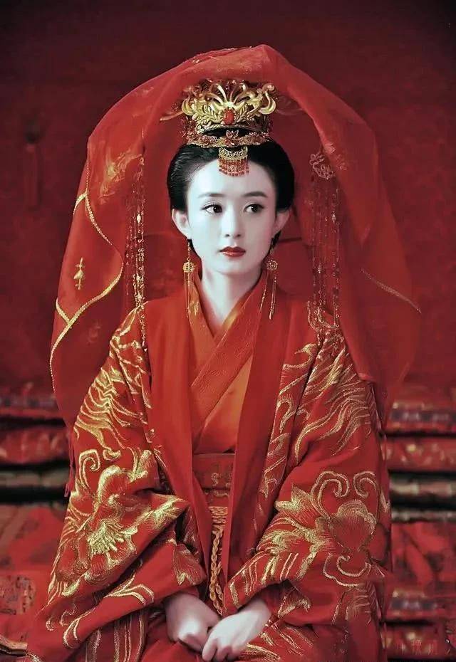 十里红妆凤冠霞帔,执子之手与卿相守～盘点影视剧中绝美古装嫁衣_小哥