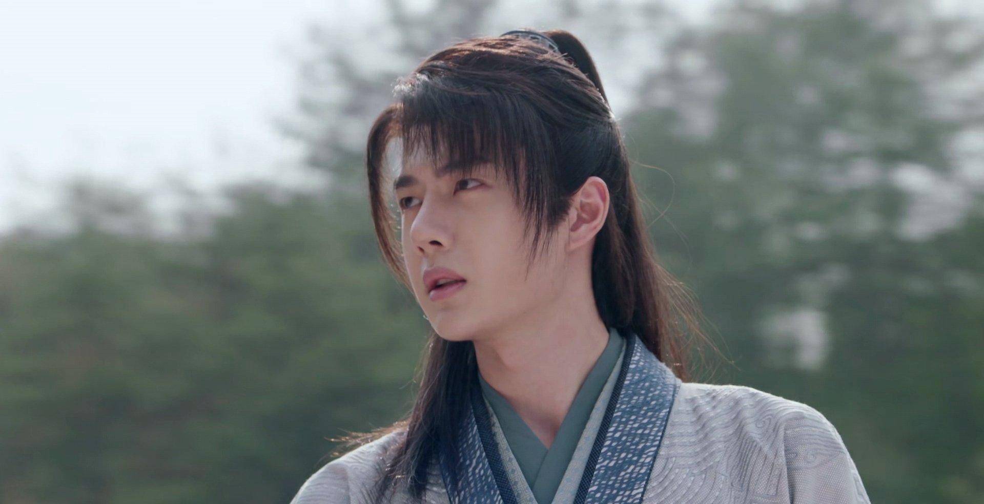 周翡,是电视剧《有翡》的女主角,由赵丽颖主演.