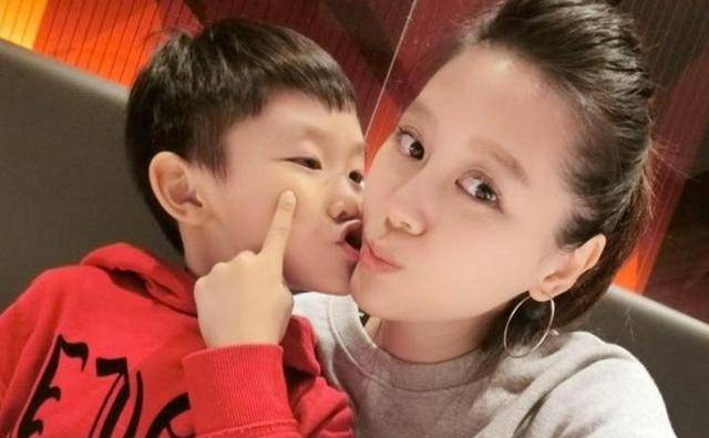 汪小菲_严立婷_生下