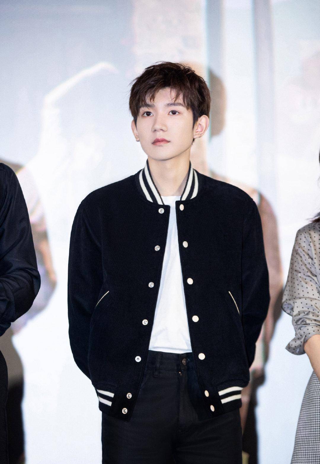 网曝王源朱一龙在上法语课,疑为《1921》电影做准备,要同框了?