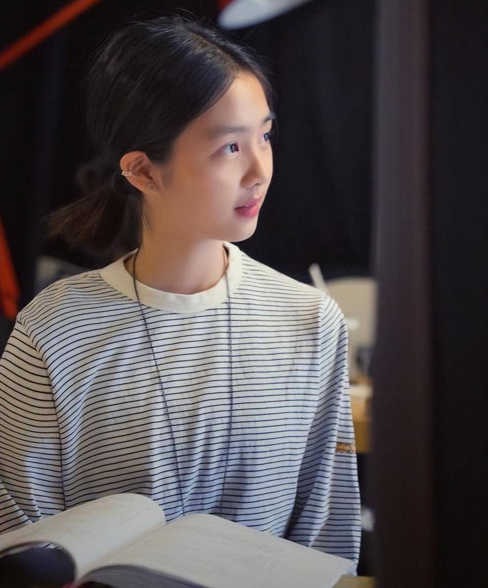 黄磊加入了黄多多的名单,家族继承了一个错别字_网友_错误_文化