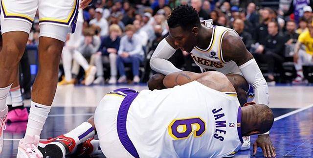 乔丹都不要的人竟然敢接盘前"猫王"1点能拖死洛城_肯巴-沃克_独行侠