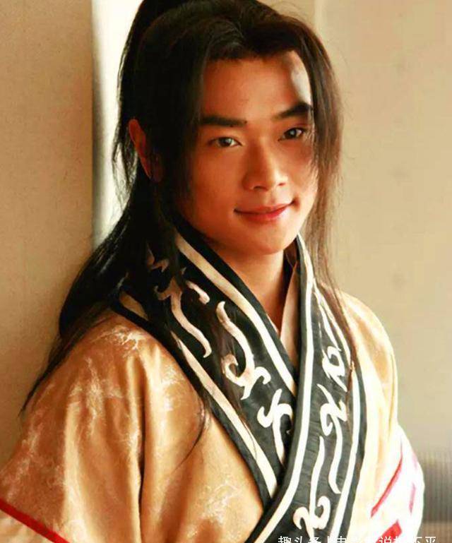 《宝莲灯》15年后,32岁沉香帅成型男,与30岁蓝盈莹分手成遗憾_曹骏