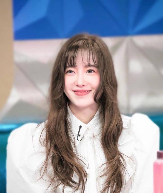 具惠善胖体重60斤晒出大学成绩,说自己落后同学20岁,被教授称为老师