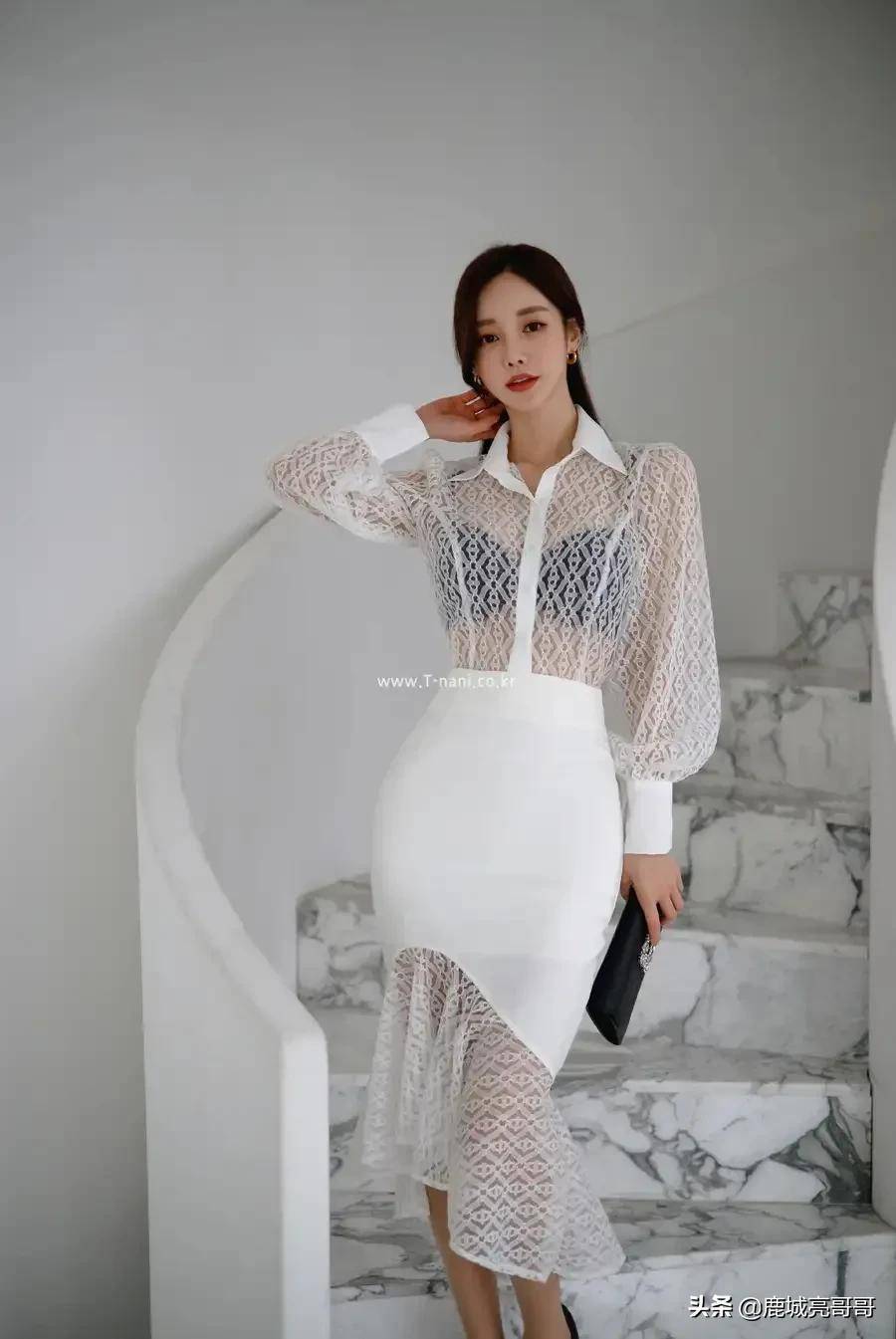 「韩国美女模特孙允珠」夏凝海棠水晶竖藤包臀裙,职业时尚美丽_镂空