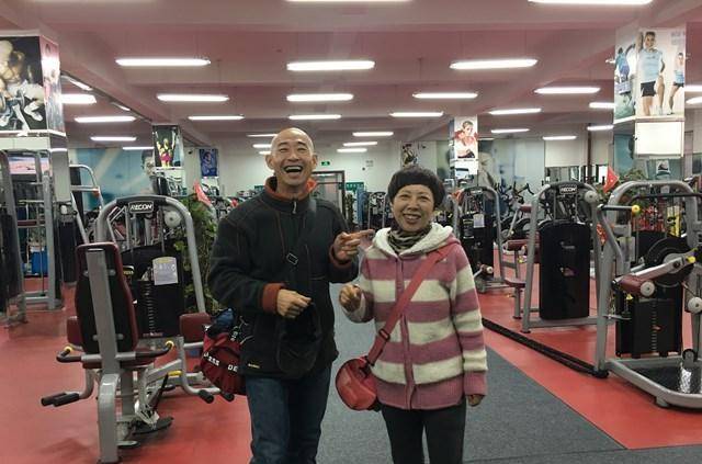 孙德胜:出道大显肌肉,真男人好身材,妻子更是气质十足_角色_江水_健身