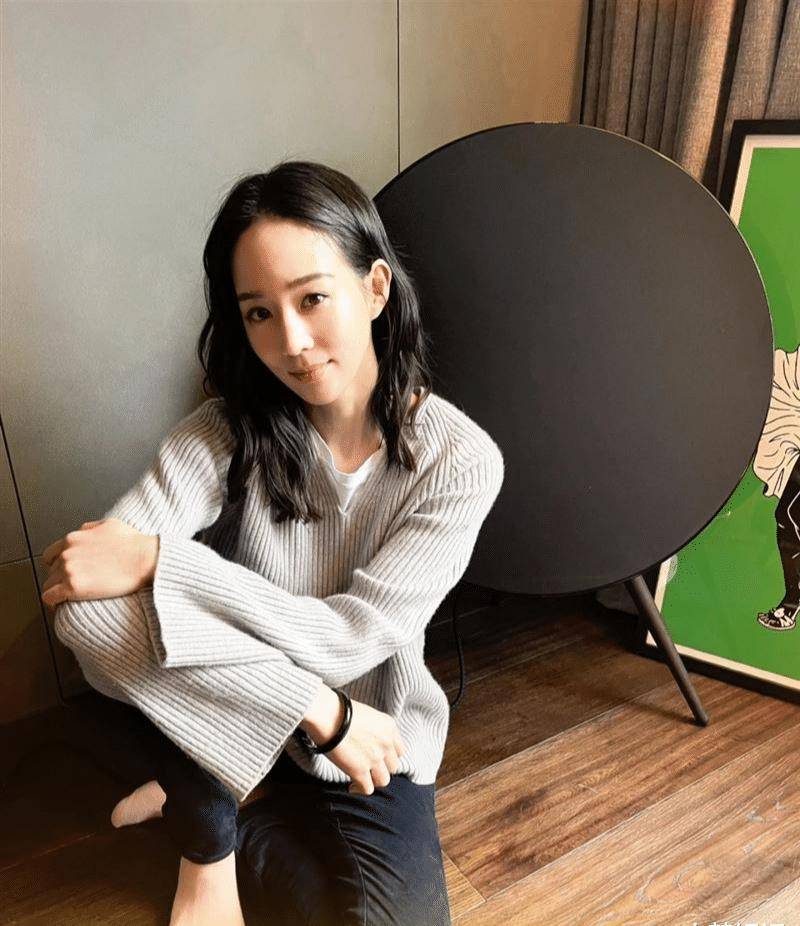 2002年出道的艺人张钧甯,出道至今拥有不少影视作品,包括《孤味》