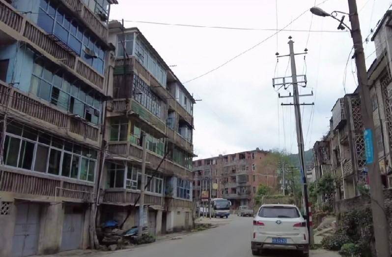 江西省赣州市于都县盘古山钨矿,有一座因资源枯竭而没落的小城_开采