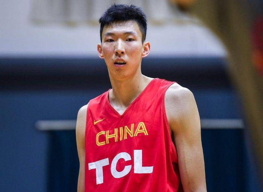 周琦遭多支CBA球队抵制!中篮协无奈妥协,前篮协主席说了句实话_中国篮协_新疆_球迷
