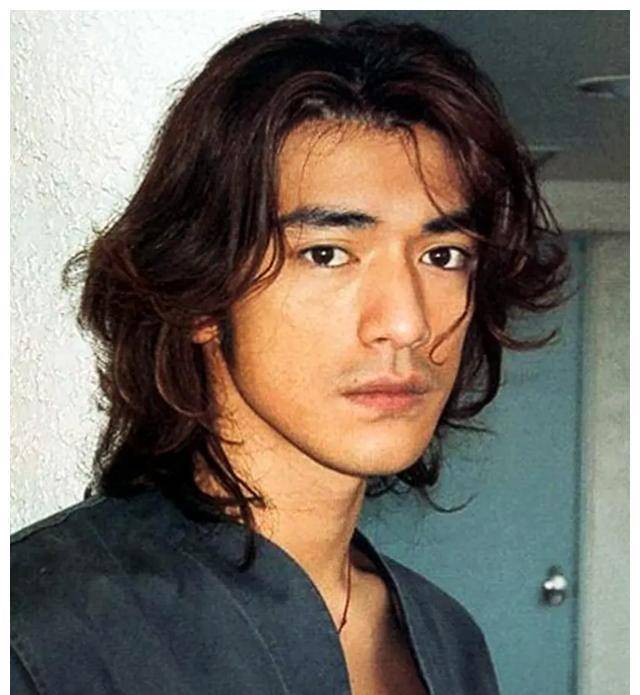 如今57岁的她过成这样_林志隆_豪门_前夫