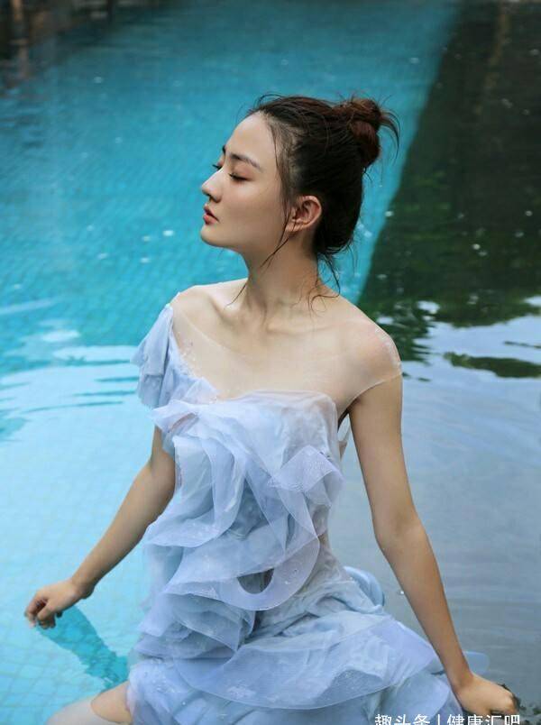 徐璐"8字形"身材太撩人,体重仅88斤,公布漂亮秘诀,值得尝试_运动_观众