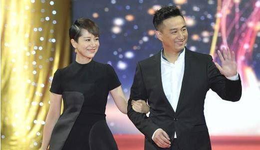 都说黄磊和海清的关系不一般,看到这个细节才发现,他们的相处真让人