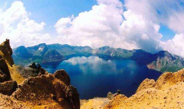 中国一5a景区:曾被封禁两百余年,山内"宝藏"遍布_长白山_高山_火山