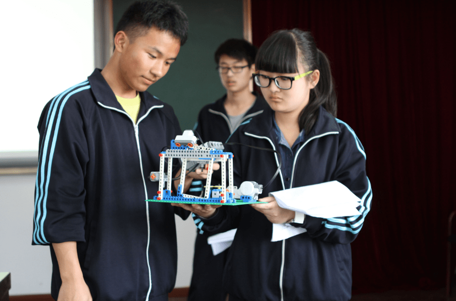 野鸡大学有哪些_石河子大学被误认野鸡大学原因_211大学与野鸡大学区别