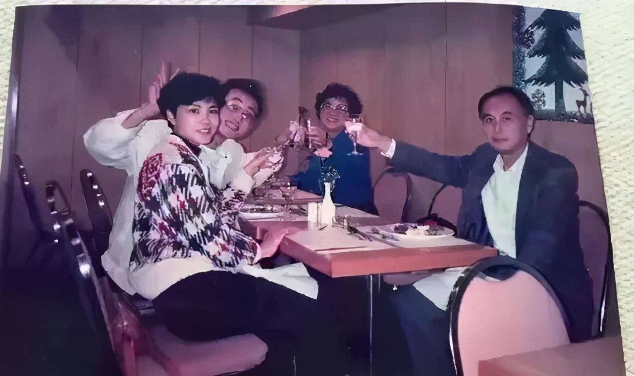 王菲爸爸:缺席女儿成长被怨恨,悲剧婚姻成女儿两婚两离的主因_王佑林