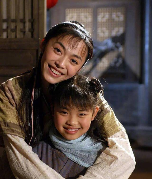 《小兵张嘎》过去16年,嘎子变猛男,英子成女神,唯有他红得发紫_王莎莎
