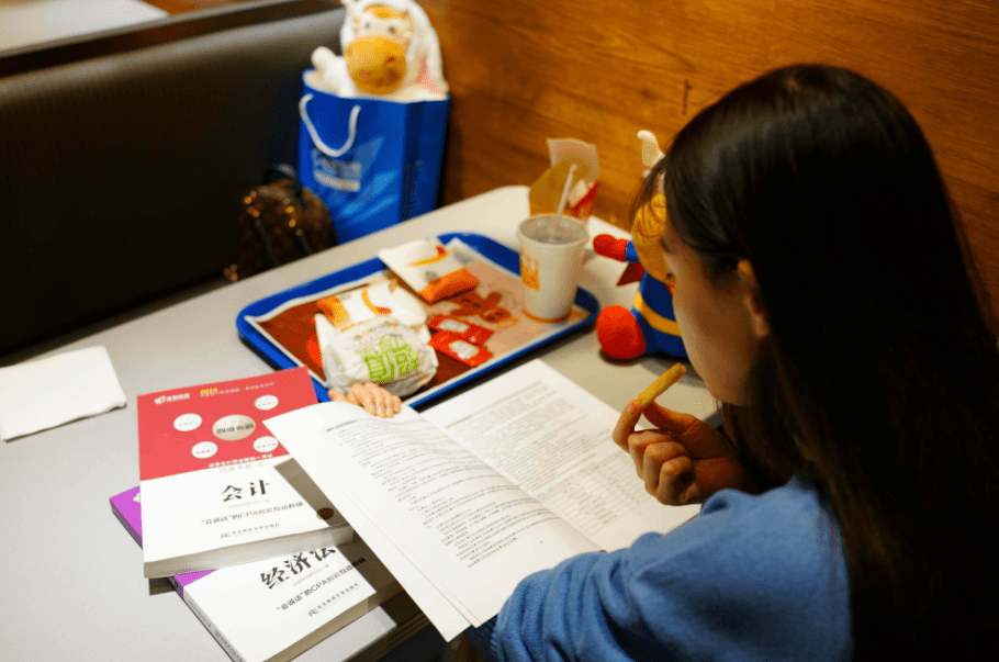 石河子大学被误认野鸡大学原因_211大学与野鸡大学区别_野鸡大学有哪些