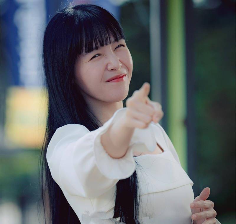 首播,尹灿荣方敏雅主演,都市奇幻,却有着暖暖的屁股_电视剧_因为_封建
