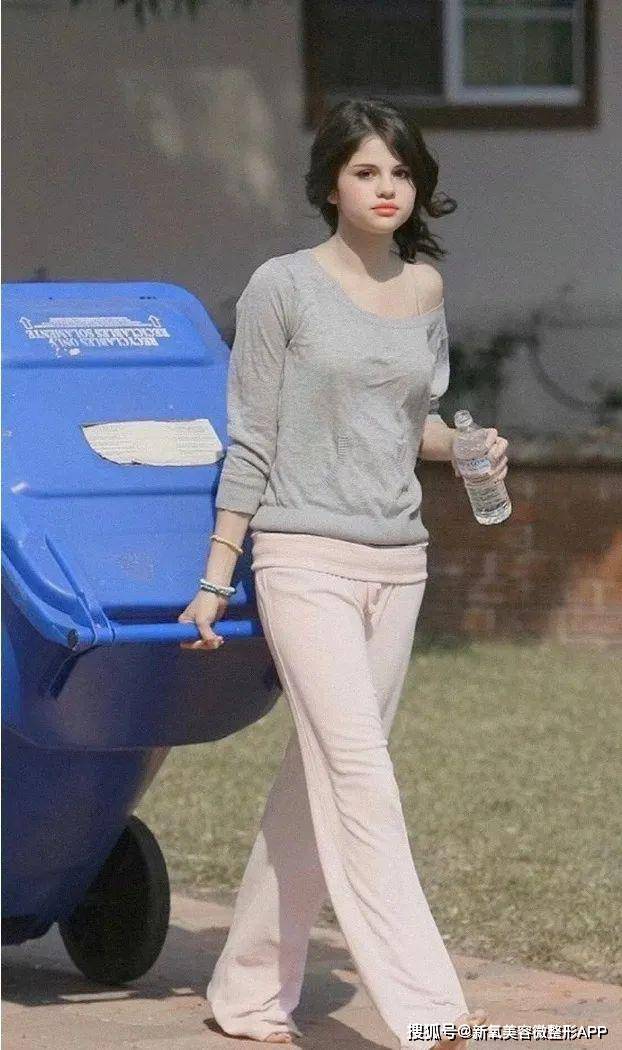 赛琳娜:戏剧女王与人生赢家!_海莉_面孔_凯莉