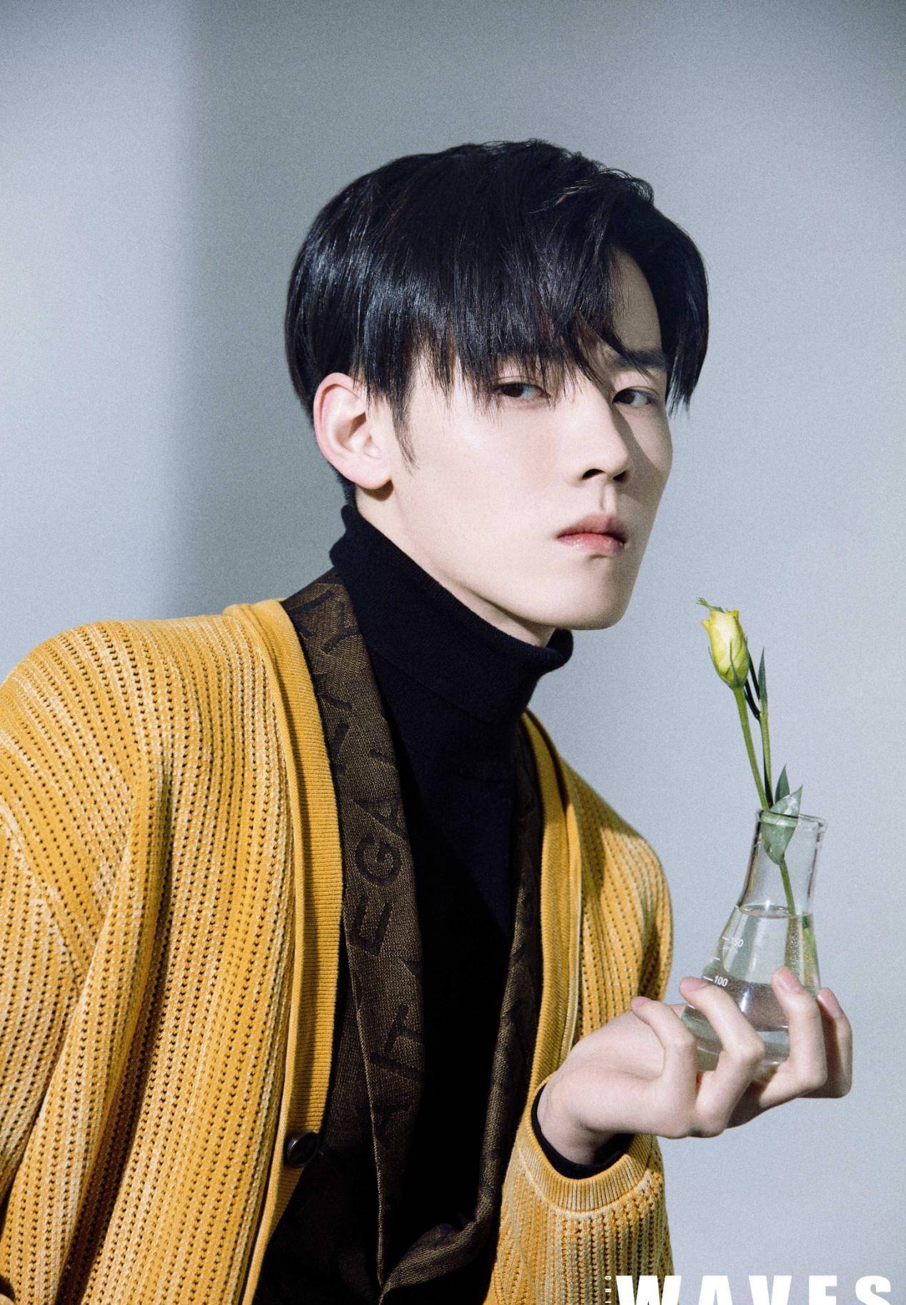 任豪"文艺复兴"大片释出,光影中的神秘少年,这种容颜太心动了_风格_哥