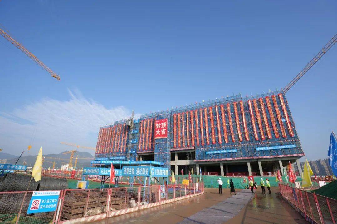 曹德旺:富豪榜带偏年轻人,来我的大学要吃苦_福耀_办学_中国