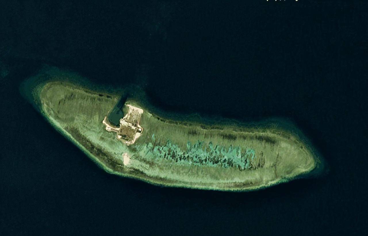 1988年中越海战,我国为何放弃更有优势的东礁,而是选择华阳礁?