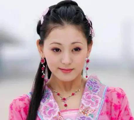 《贞观长歌》中,一代才女郑丽琬和李世民认识的契机,就是蹴鞠,可惜