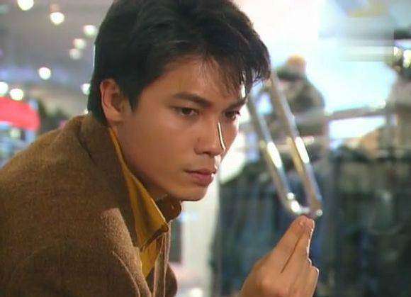 方敏仪_反派_香港