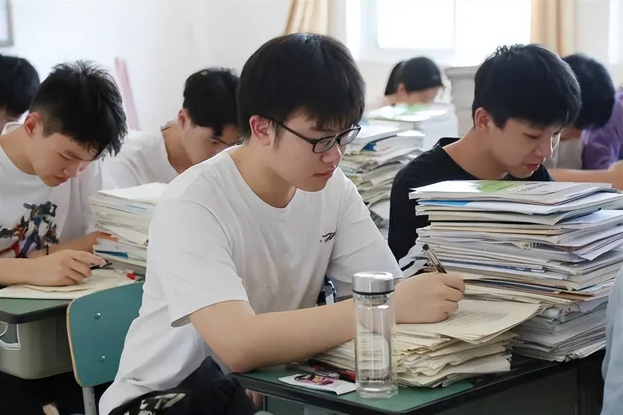 学到了（初中班主任工作总结）本学期班主任工作总结初中 第9张