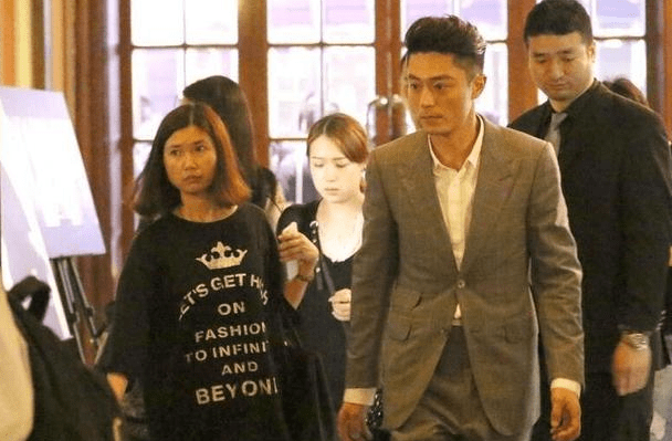 大家认识林俊杰连俊杰还是因为他是霍建华的经纪人,2008年两个人共同