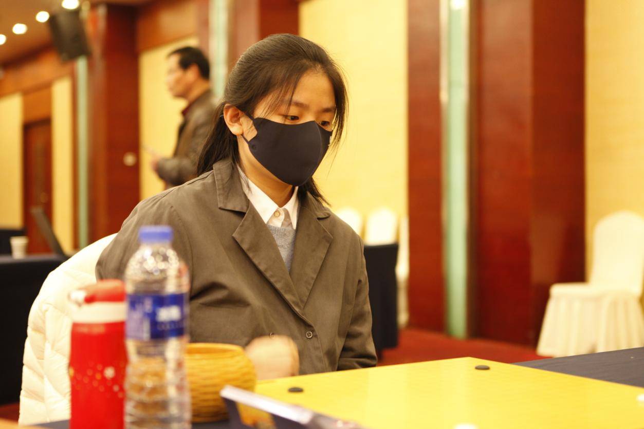 倡棋杯预选无锡开赛,首轮徐晶琦打赢"性别大战"_预选赛_比赛_九段