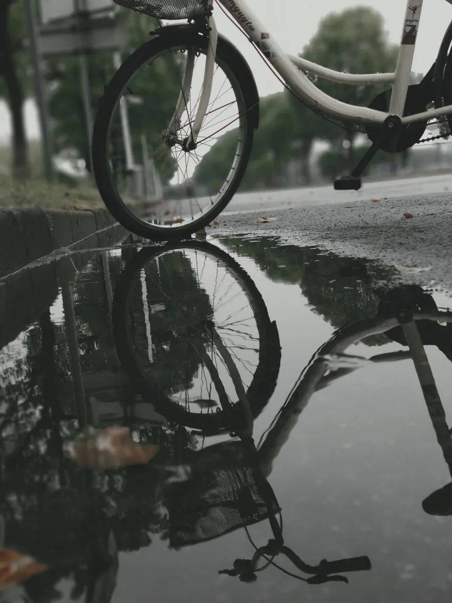 雨天必学摄影技巧_照片_倒影_玻璃窗