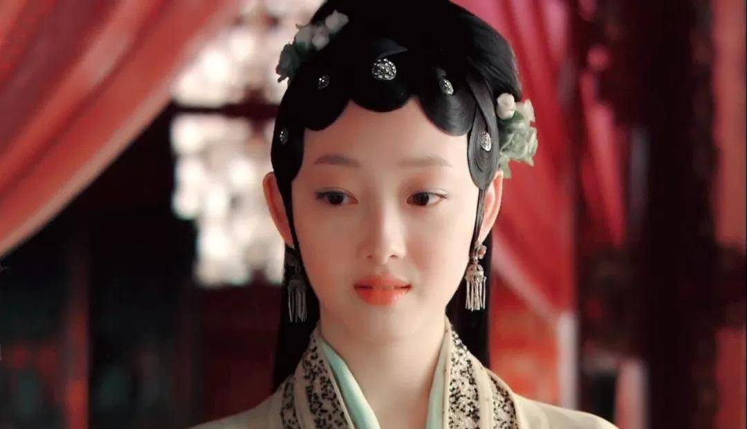 因红楼梦一炮而红,如今却不温不火,蒋梦婕经历了什么?_黛玉_角色_杨幂
