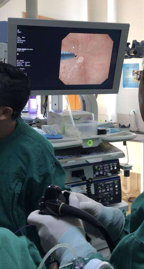 或是食道病发出的信号_食物_检查_原因