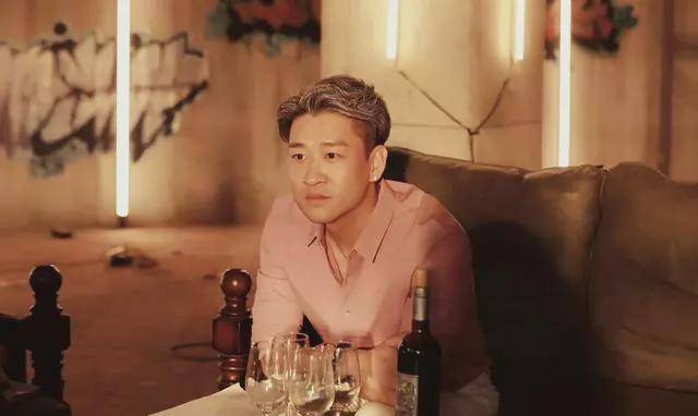 德云社人员又有变动,于谦被传单飞,离开12年的爱徒要回归_曹云金