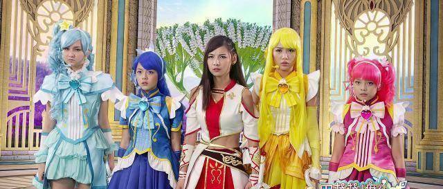 《巴啦啦小魔仙》的贝贝公主,被称"真人芭比",17岁美得不像话_香奈儿