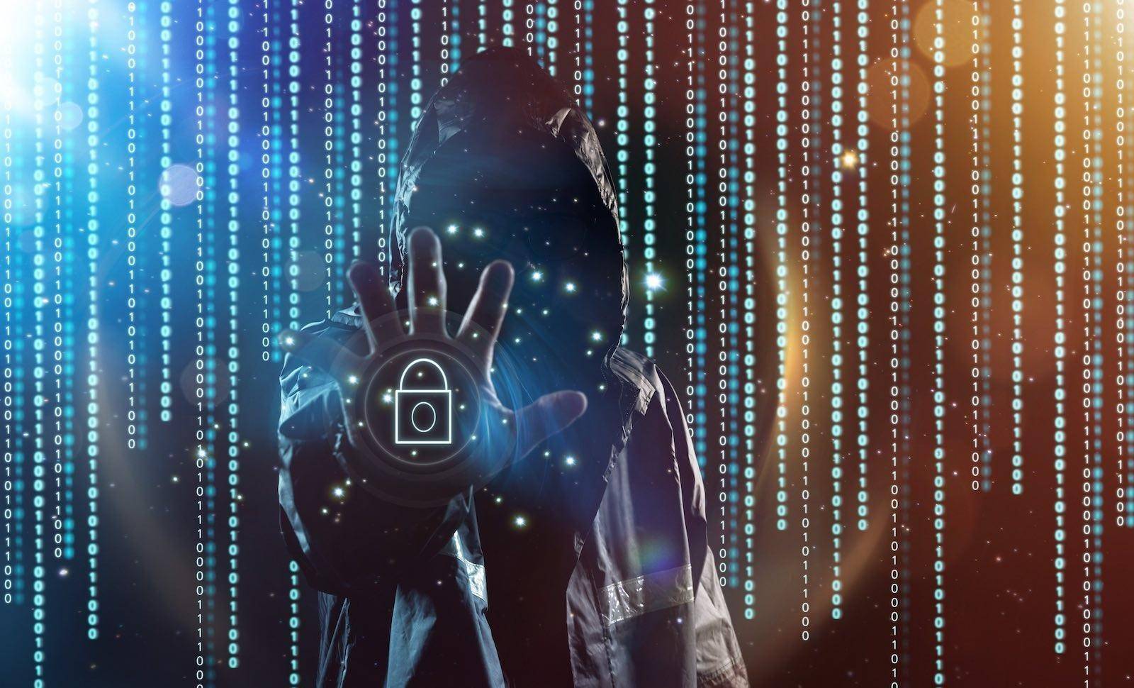 该互联网厂商使用了多种黑客手段,实现对用户手机的提权,隐私信息收集